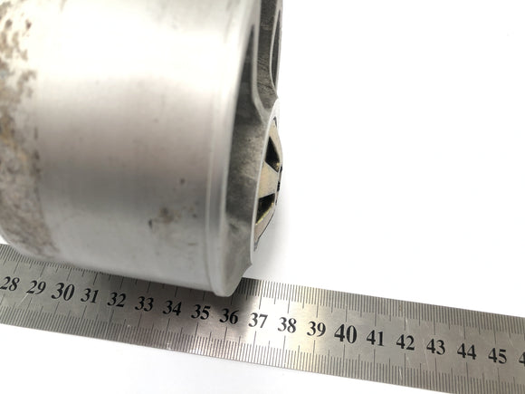 Benelli TNT 1130 [2009] - Bakaxelaxel med kedjespännare