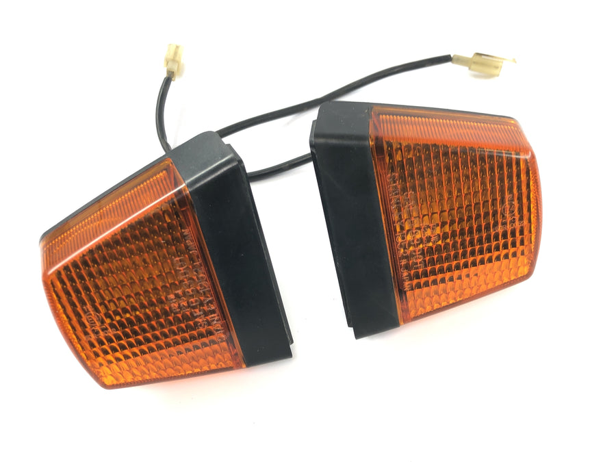 Kawasaki GPZ 1000 RX ZXT00A [1986] - Intermitentes intermitentes traseros naranja