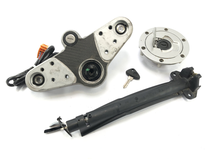 BMW R 1100 RT 259 [1997] - Schlos Set Fork Bridge en la cerradura del tanque superior