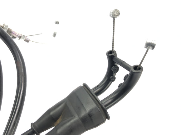 SWM SM 125 R [2018] - Kaasujunan avaaja ja lähempänä Bowden -junaa