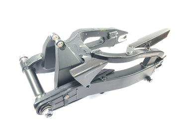 Honda CBR 1000 RR SC57 [2006] - Swingarm rear wheel swing arm with swingarm axle