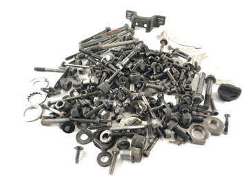 Yamaha XVS 650 Drag Star VM02 [1998] - Schrauben und Restteile Konvolut