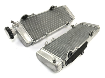 Husqvarna SM 630 A4 [2010] - chłodna chłodnica wody po prawej i lewej parze - 0