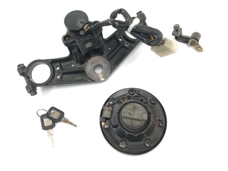 Kawasaki GPZ 1000 RX [1987] - Låsesæt med øvre gaffelbro, tændingslås, tankdæksel, ratlås, sædelås