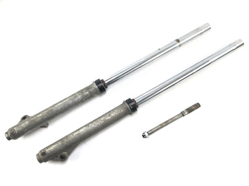 ヤマハXT 500 1U6 [1981]  - 軸付きフォークテレガベルサスペンションフォーク