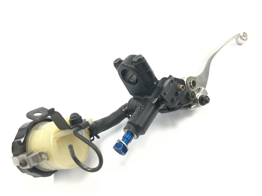 Yamaha YZF 750 R 4HN [1995] - Jarrupumppu, käsijarrupumppu, edessä