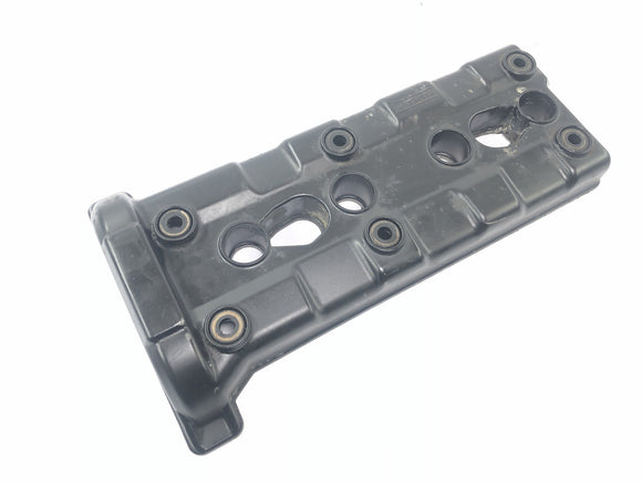 Yamaha YZF R1 RN01 [1998] - víko ventilu