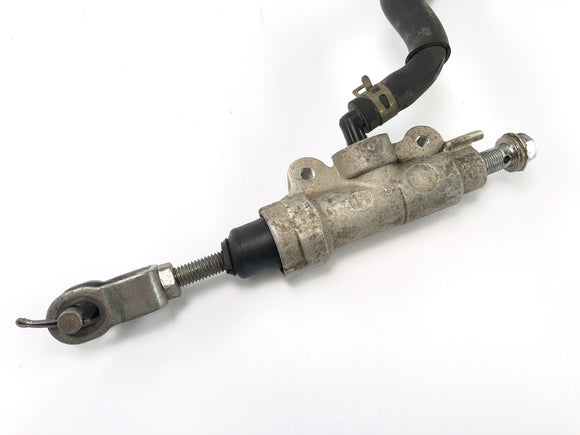 Suzuki DR 350 SK42B [1991] - тормозный насос позади