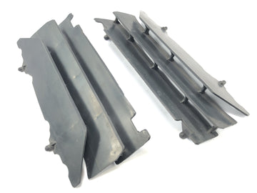 SWM SM 125 R [2018] - Couverture de calandre de refroidissement de revêtement de refroidissement à gauche et à droite