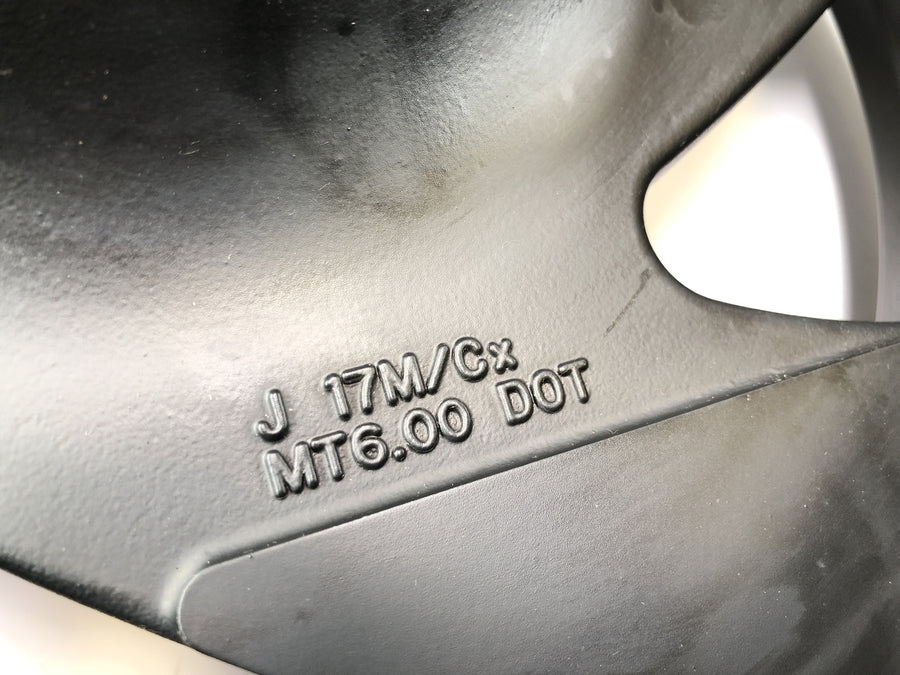 Suzuki VZ 1500 WVCU [2011] - Obręcz koła tylnego 6,00 x 17"