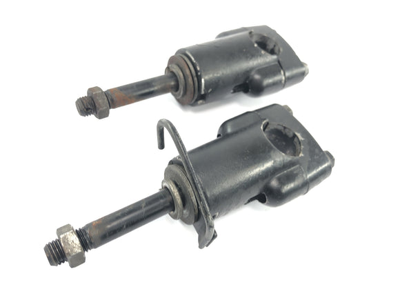 Yamaha XTZ 660 3YF [1992] - Ohjaustangon kiinnikkeet ohjaustangon pidikkeen kiinnittimet