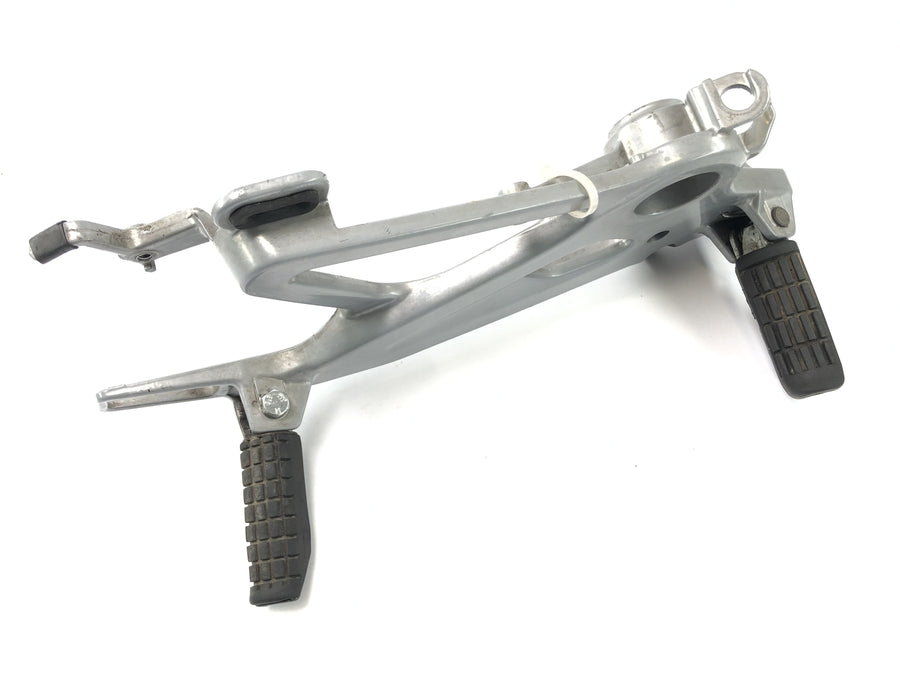 Honda SLR 650 RD09 [1997] - Fußrastenanlage rechts Fußrastenhalterung