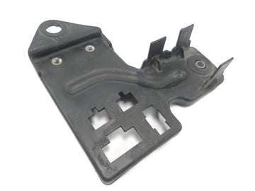 Honda GL 500 Silverwing PC02 [1982] - Кронштейн для крышки аккумулятора справа