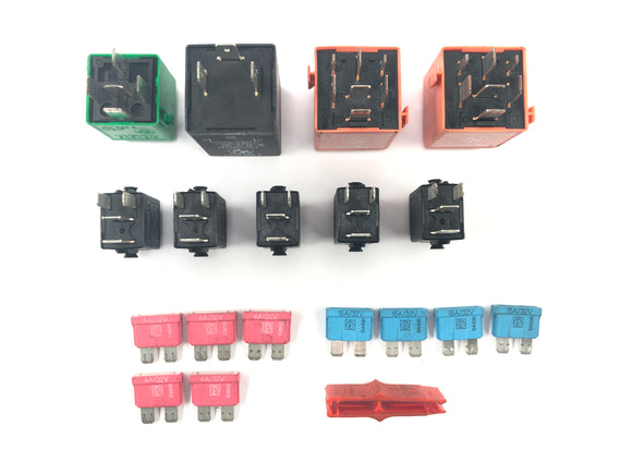 BMW C1 125 [2002] - relais en zekeringen gemengd lot