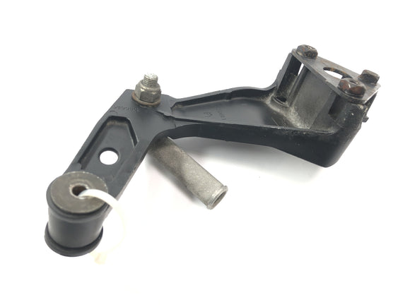 Triumph Daytona 900 T300 [1996] - Soporte reposapiés pasajero reposapiés derecho pasajero