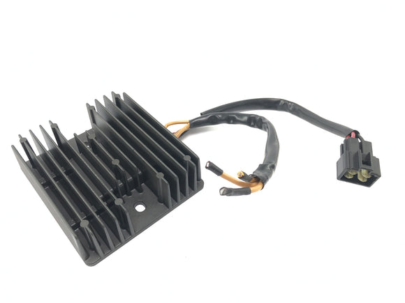 Triumph Sprint St 1050 [2005]  - コントローラー整流器張力レギュレーター