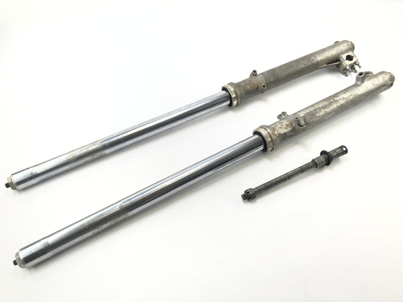 Yamaha XT 500 1U6 [1981] - vidlička vidlice Telegabel s osou