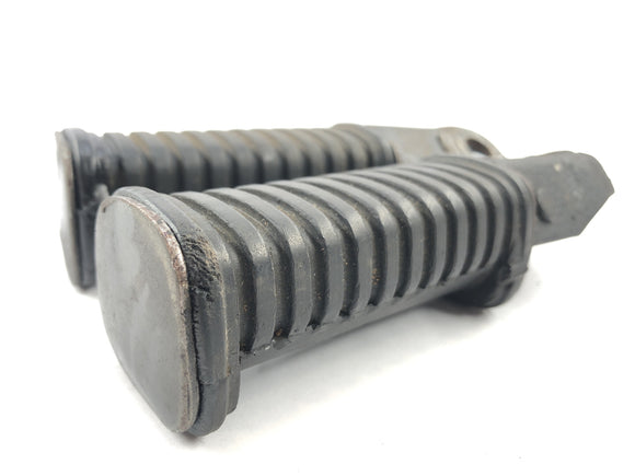 Yamaha XS 650 SE 3L1 [1979] - Pediatryczne podnóżki po lewej i prawej stronie