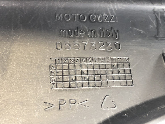 Moto Guzzi Norge 1200 [2006] - Задняя оболочка правая облицовка