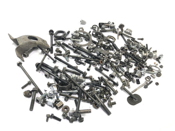 Yamaha XJR 1300 RP06 [2002] - lote mixto de piezas restantes y tornillos