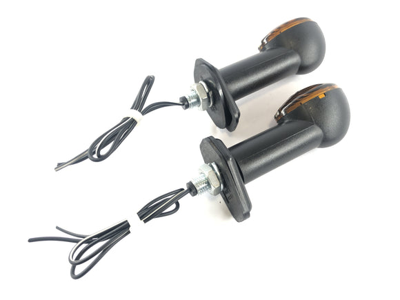 スズキGSF 1200 S Bandit WVA9 [2003]  - 背面と右のカップルで信号を回す