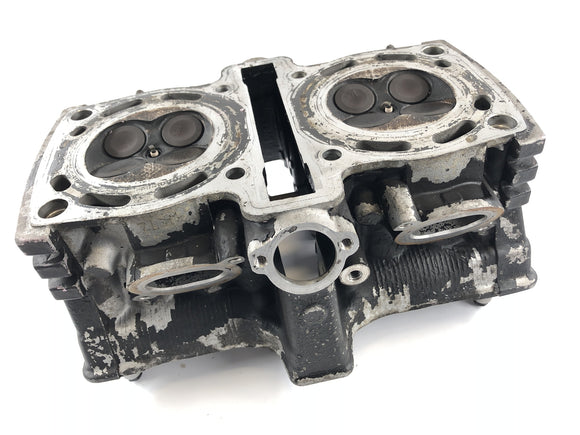 Yamaha v Max 1200 2We [1996]  - 圆柱体头在前面