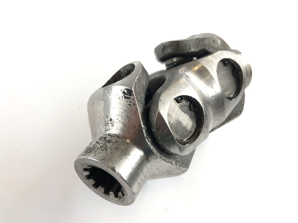 Moto Guzzi 850 -T3 [1980] - Cardan -akseli ristiyhteisellä