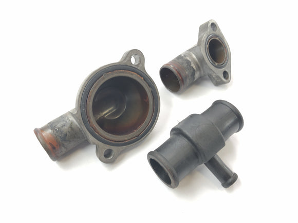 Triumph Daytona 955i T595N [2003] - Thermostatgehäuse Kühlwasserflansch