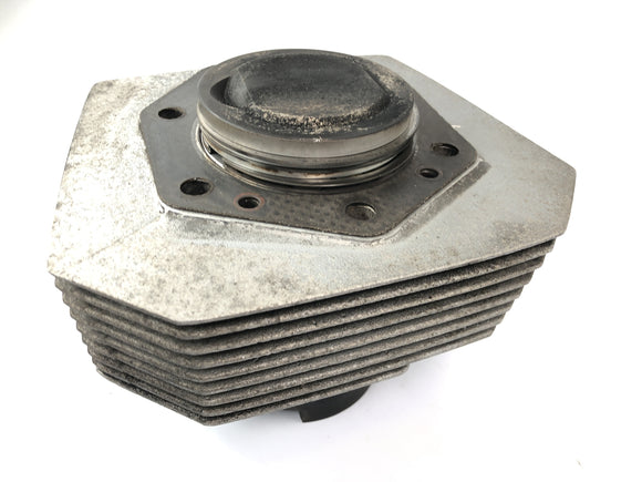 Moto Guzzi California III VY Integrale [1990] - cylindre avec piston à gauche