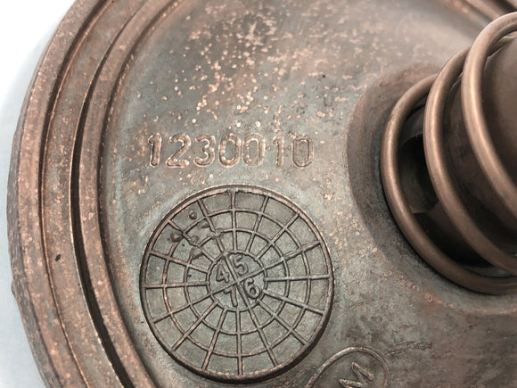 Triumph Daytona 900 T300 [1996] - Ölfilteraufnahme