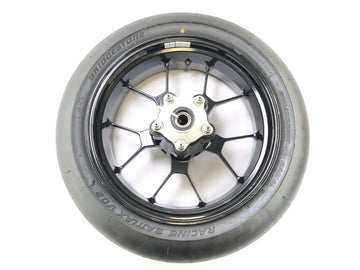 Aprilia RSV4 1000 [2010] - Rimbre de la rueda trasera en la llanta trasera defectuosa - 0