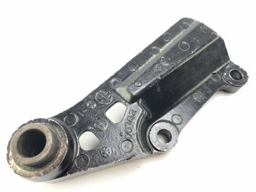 Yamaha RD 350 YPVS 31K [1984]  - 后方的制动锚刹车马鞍支架