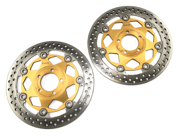 Kawasaki Z 1000 Zrt00a [2006] - Тормозные диски на передней паре 6,00 x 300 мм