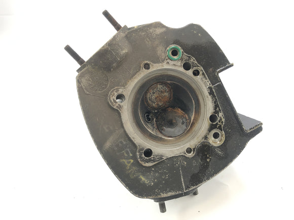 Cagiva Elefant 650 [1984] - Sylinterin pää takana