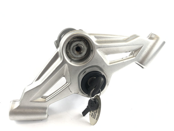 BMW K 1300 S K12S [2010] - zámečník Zündchlos CDI Tank Lock pro Gabelbrücke nad tacho kokpitem ECU