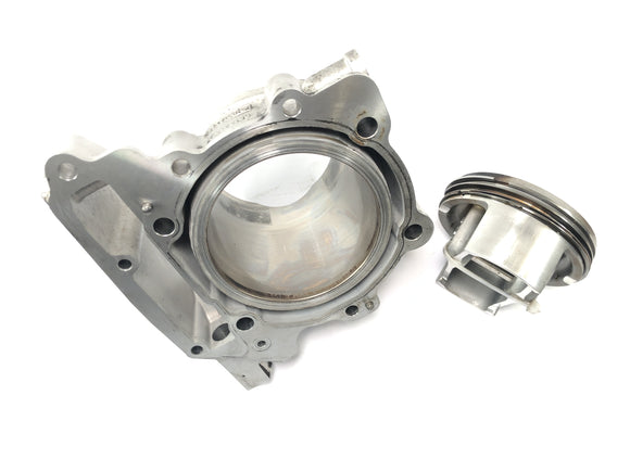 Aprilia RSV 1000 RP Mille [2001] - Válec se zadním pístem