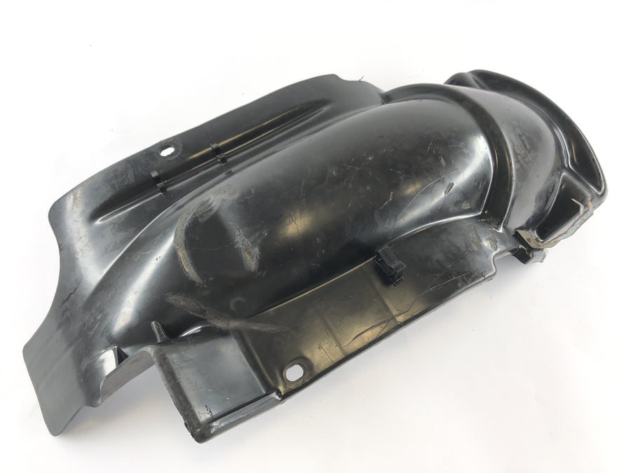 Yamaha XS 400 2A2 [1982] - Fender interno de proteção contra respingos nas costas