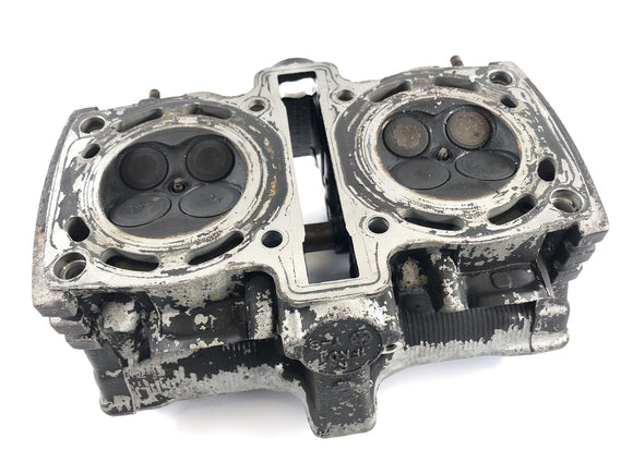 Yamaha v Max 1200 2We [1996]  - 后部的圆柱体头