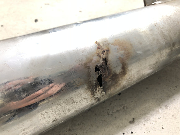 Honda CBX 650 E RC13 [1983]  - 左側の排気マフラー