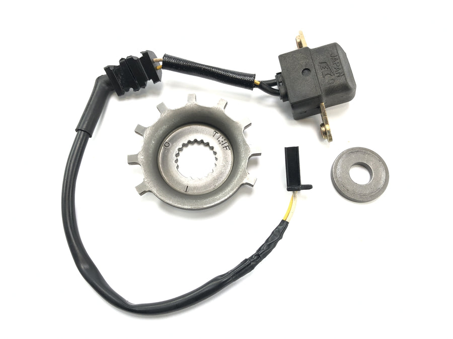 Honda CBR 900 RR SC28 [1994] - Zündimpulsgeber Impulsgeber Pickup Sensor Motorgeber