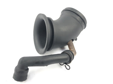 BMW R 100 RT 247 [1981] - Příjem vzduchového filtru.