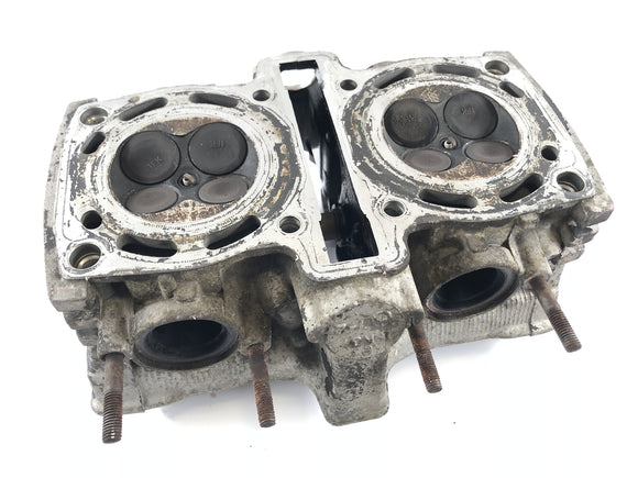 Yamaha v Max 1200 2We [1996]  - 圆柱体头在前面