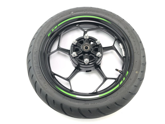 Kawasaki Ninja 125 BX125B [2024] - bakhjuldäckfälgen