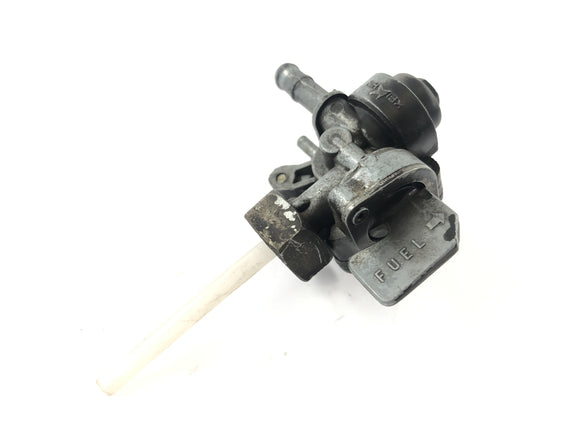 Honda CBX 650 E RC13 [1983] - Benzínový kop palivový klepnutí na benzínový ventil ventilu ventilu