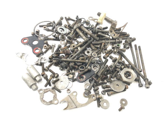 ヤマハXT 600 Zテネレ55W [1986]  - 残留部品とネジ