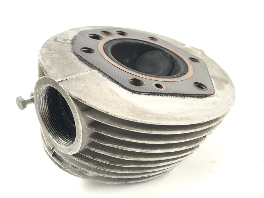 Moto Guzzi V7 Special [1971] - Cylinder Head po prawej stronie