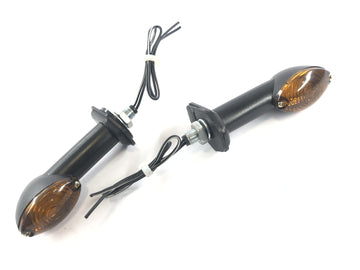 スズキGSF 1200 S Bandit WVA9 [2003]  - 背面と右のカップルで信号を回す