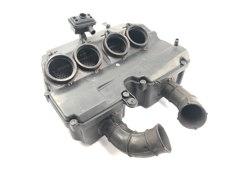 本田 CBR 900 RR Fireblade SC33 [2000] - 空气过滤器箱 空气箱 进气箱