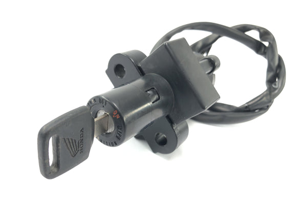 Honda CBR 900 RR SC28 [1994] - Locksmith Lock Lock