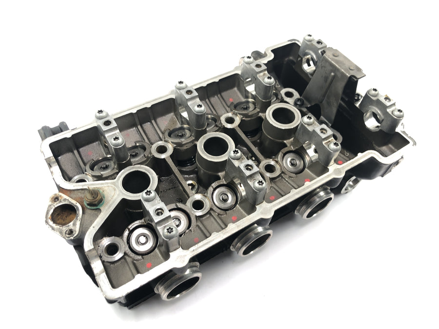 Triumph Daytona 900 T300D [1996] - Sylinterikannen venttiilin pää